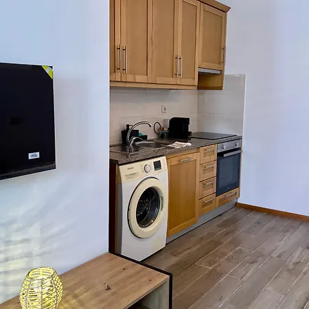 Terrace House By Constanjo Homes بيت للعطل